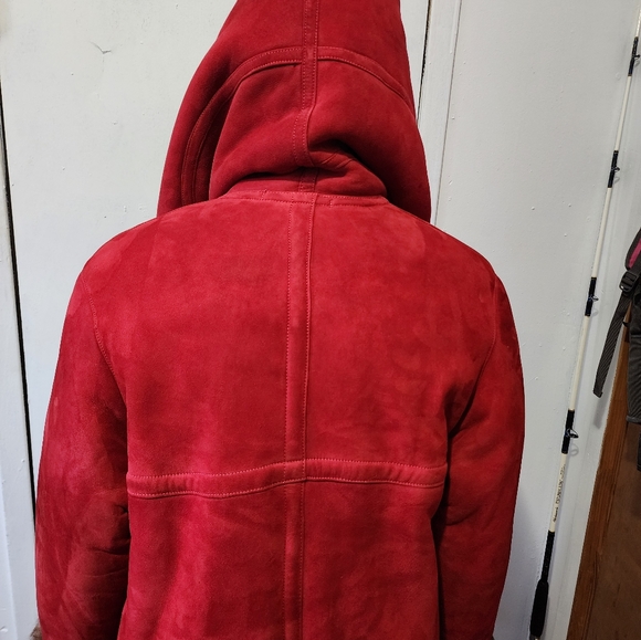 Red Shearling Wool Women's Coat sz: S (bust 37), length 53", Shoulder Length 23" - Picture 5 of 12
